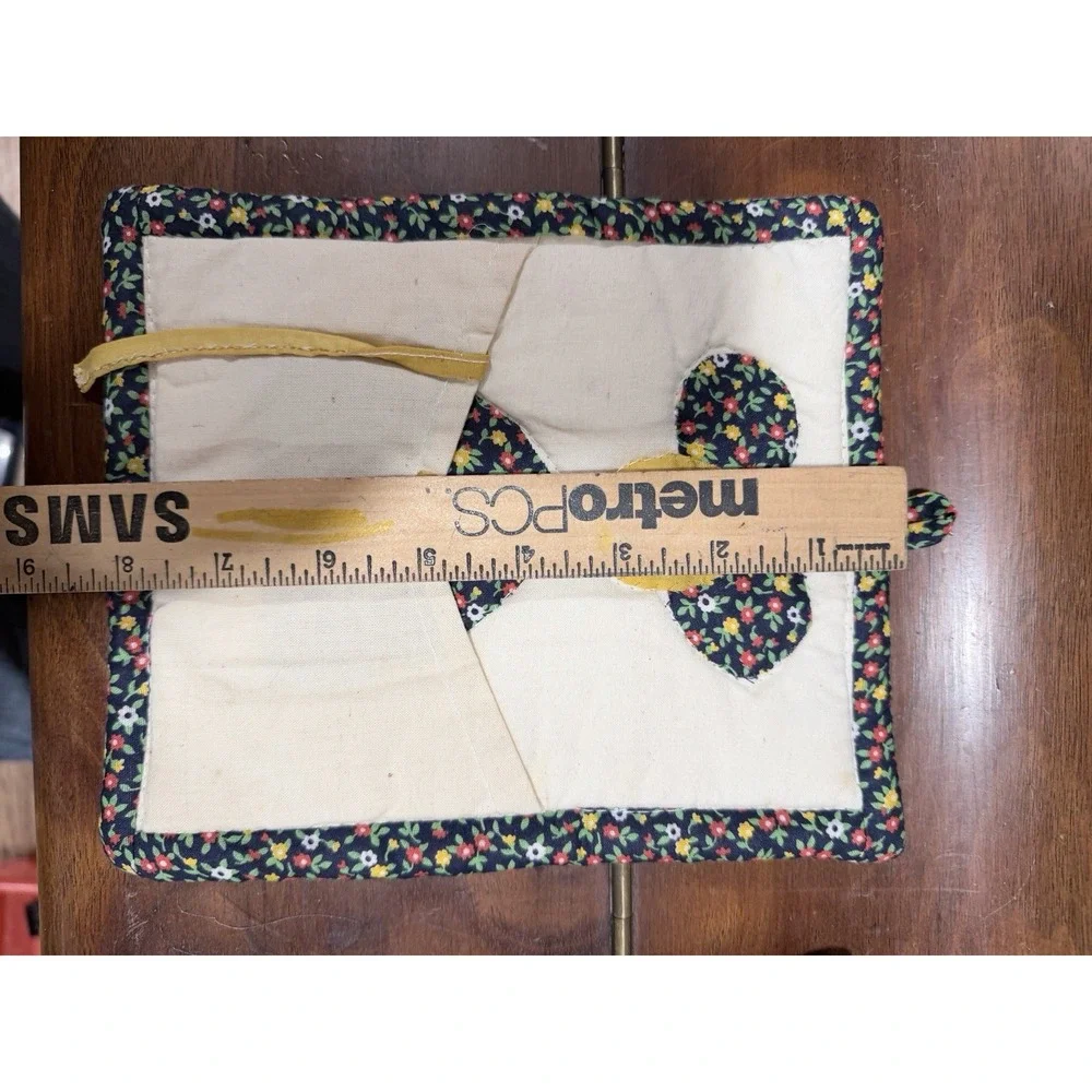 Vintage 3-Quilted Pot Holders